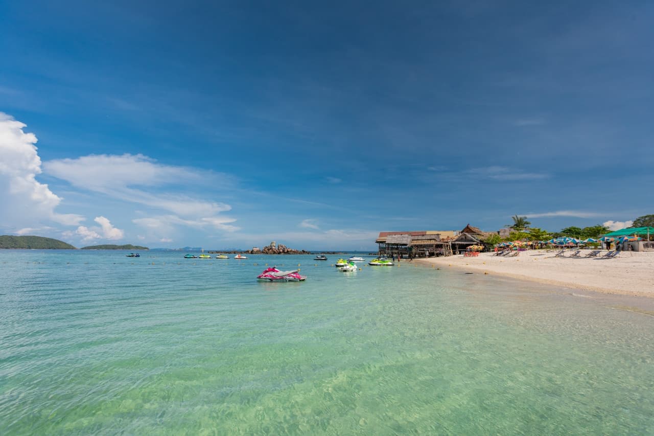 James Bond Island, Phang-Nga Bay, Hong Island, and Khai Island Tour from Phuket - تصویر 23
