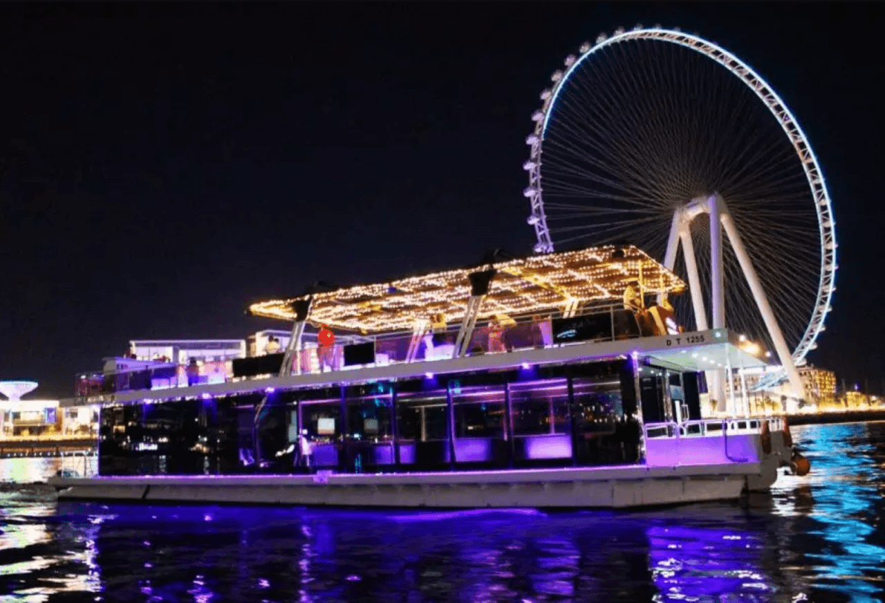 Ain Dubai Houseboat Tour - تصویر اصلی