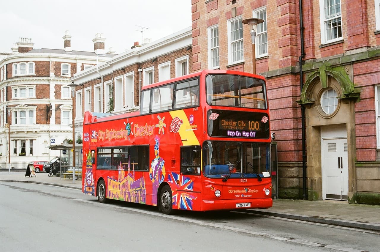 City Sightseeing Chester Hop-on Hop-off Bus Tour - تصویر 3