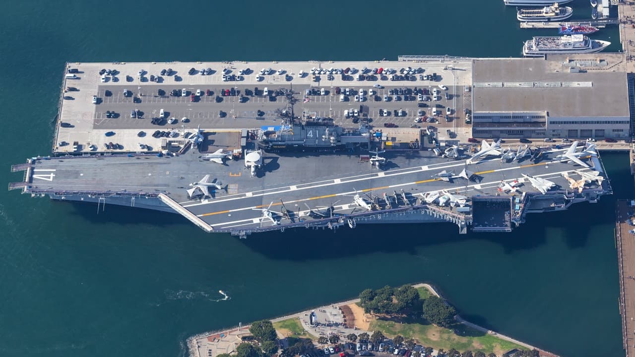 USS Midway Museum: Skip The Line - تصویر 10