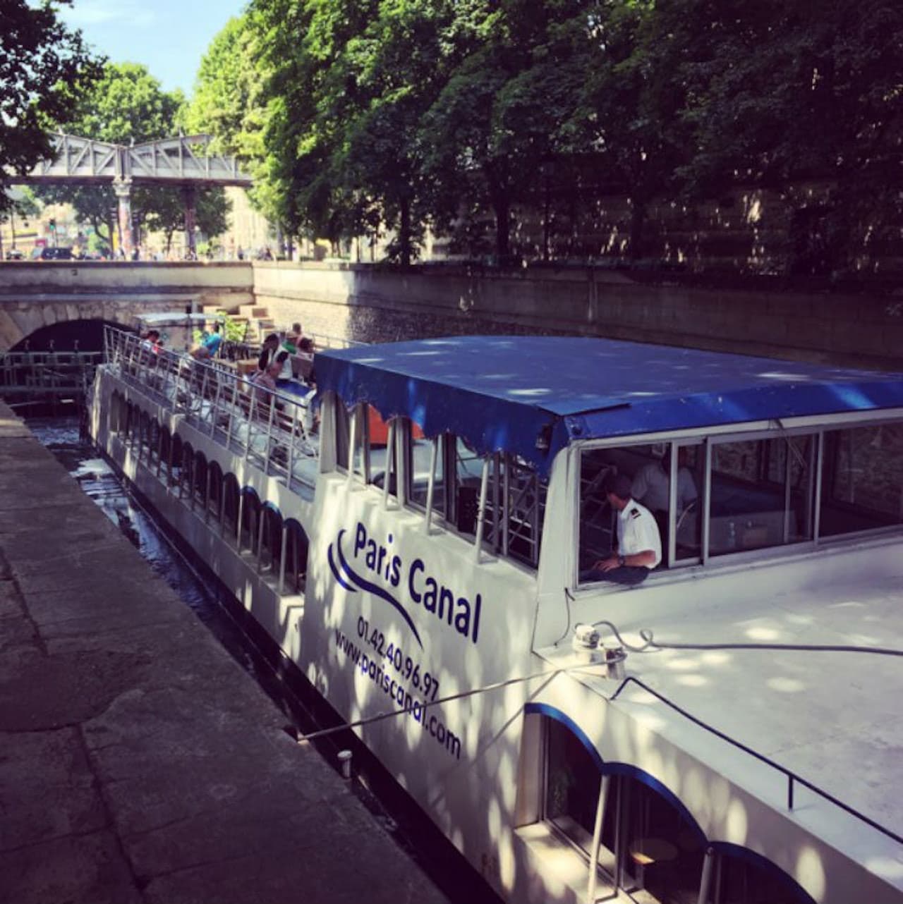 Canal Saint-Martin Cruise - تصویر 5