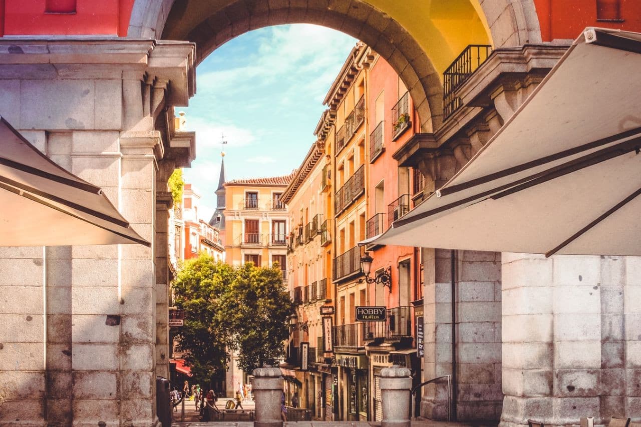 Madrid City Tour - Hop on Hop off Bus Tour - تصویر 9
