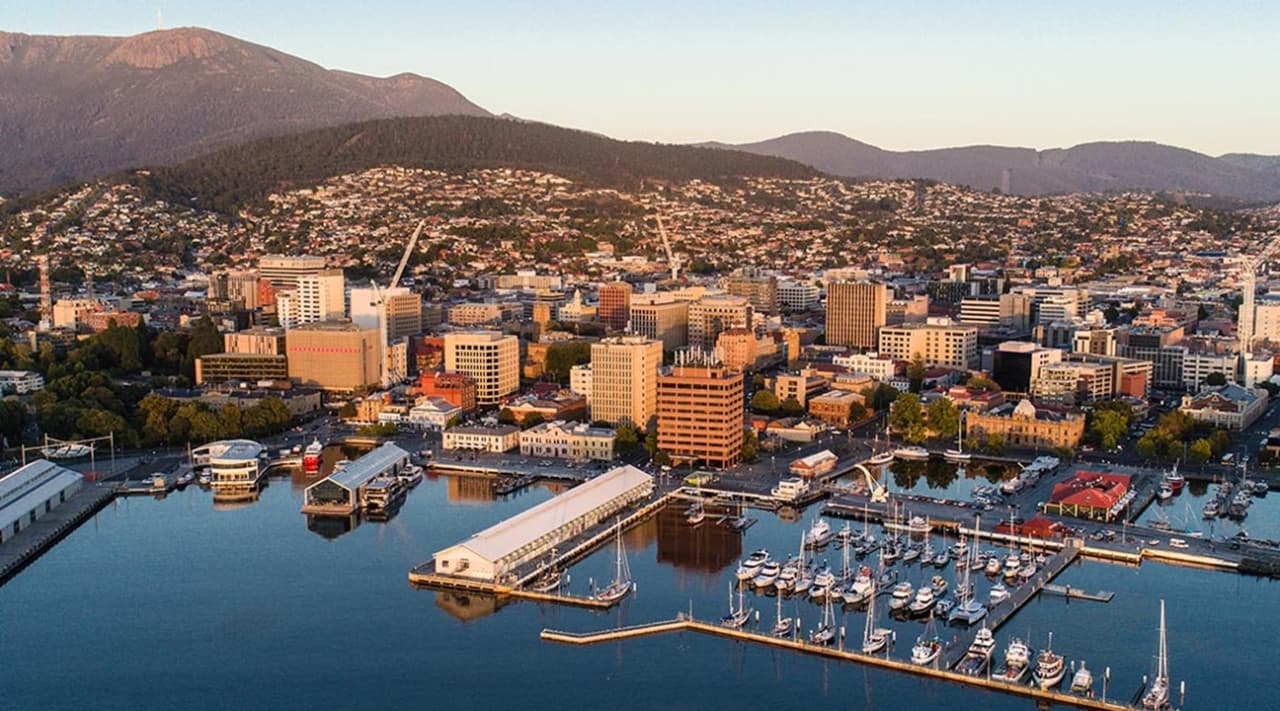 SkyBus Hobart City Express Airport Transfer - تصویر 4