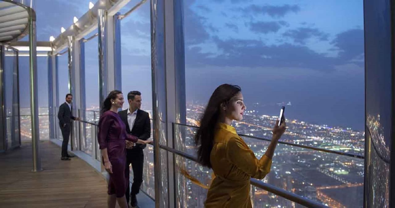 Burj Khalifa - The VIP Lounge - تصویر 4
