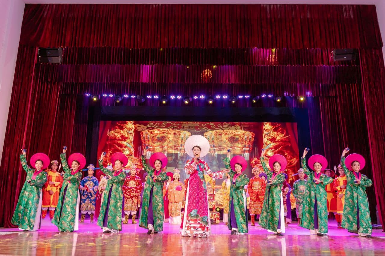 Ao Dai Show in Da Nang - تصویر 4