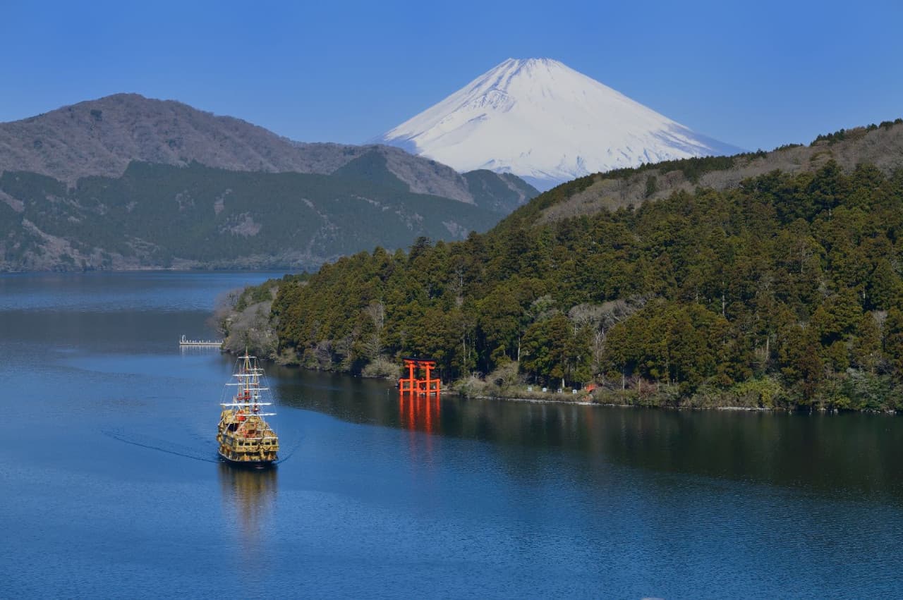 Hakone Sightseeing Cruise - تصویر 2