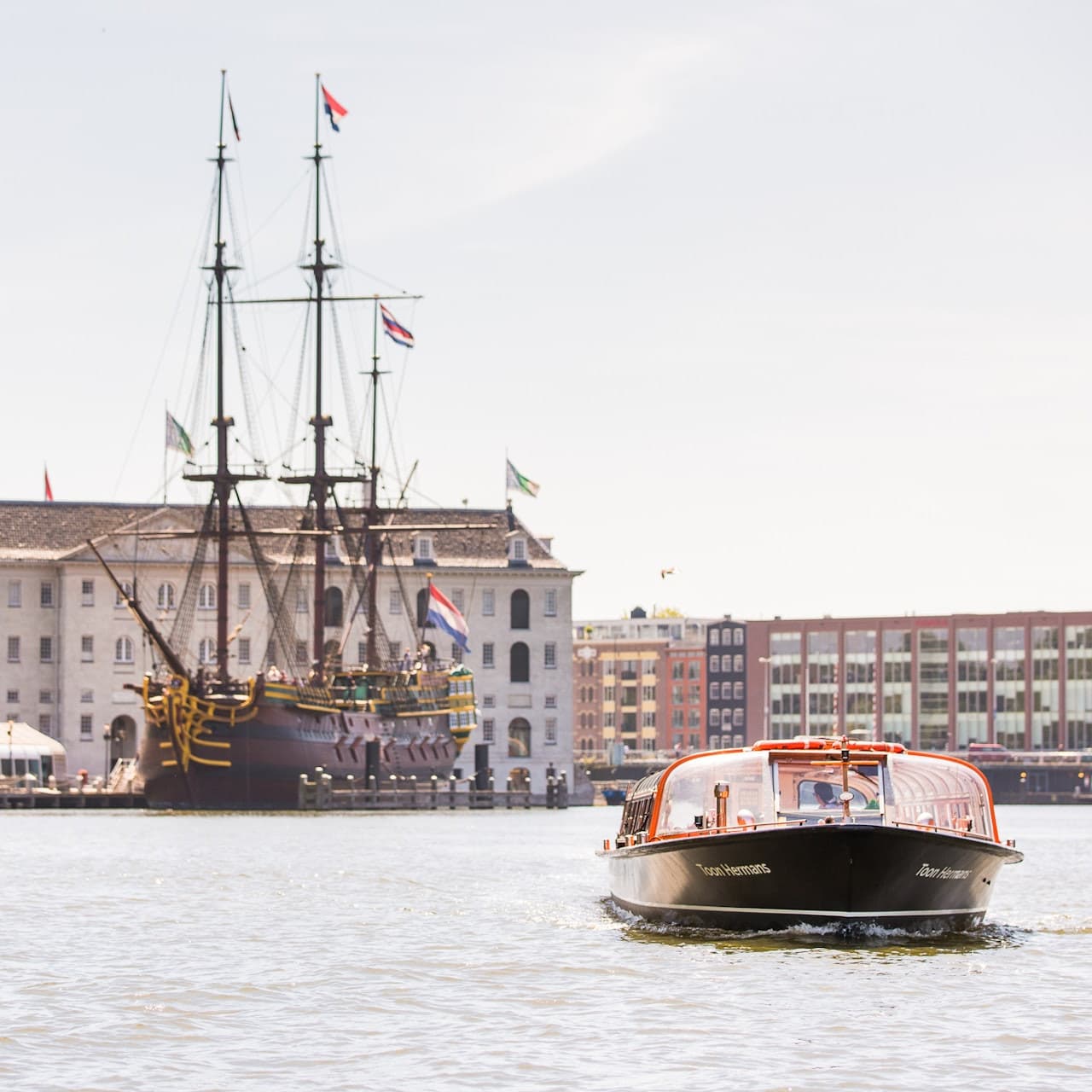 Amsterdam City Centre Canal Cruise Including Audioguide - تصویر 6