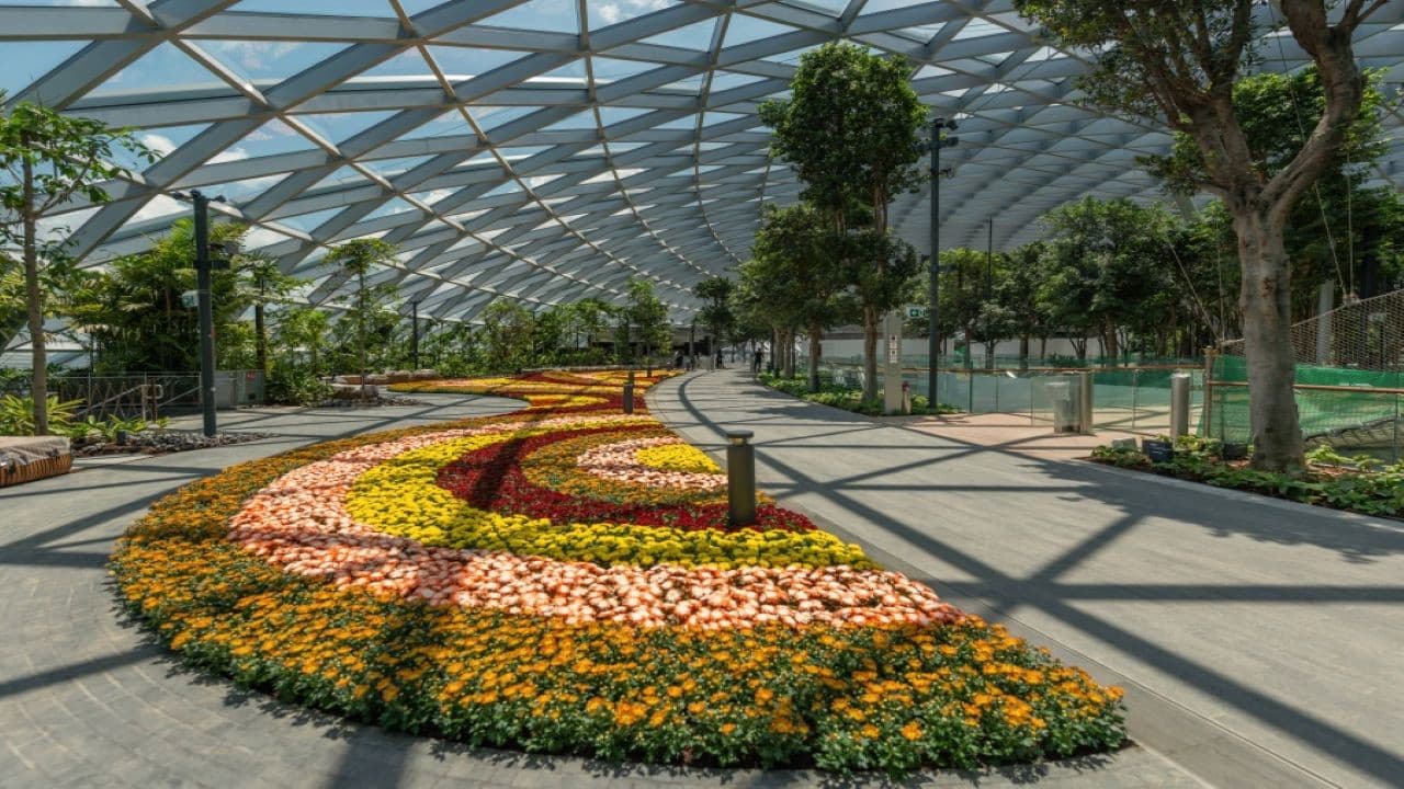 Jewel Changi Airport Attractions - تصویر 9