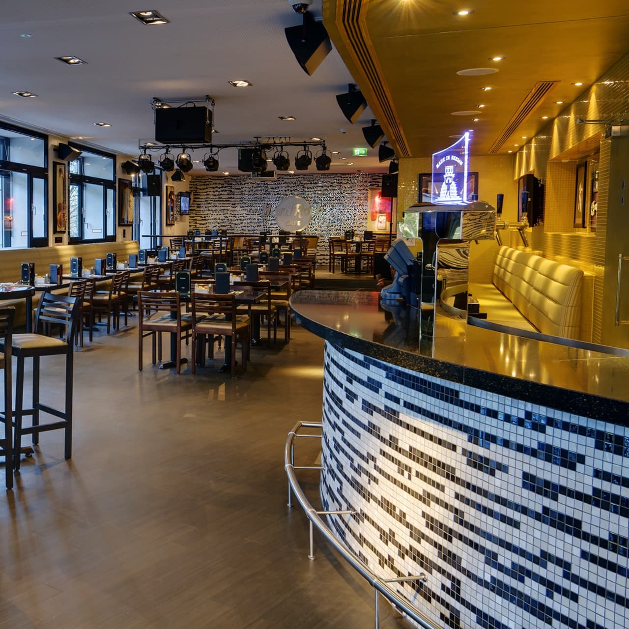 Hard Rock Cafe Berlin Dining Experience - تصویر 6