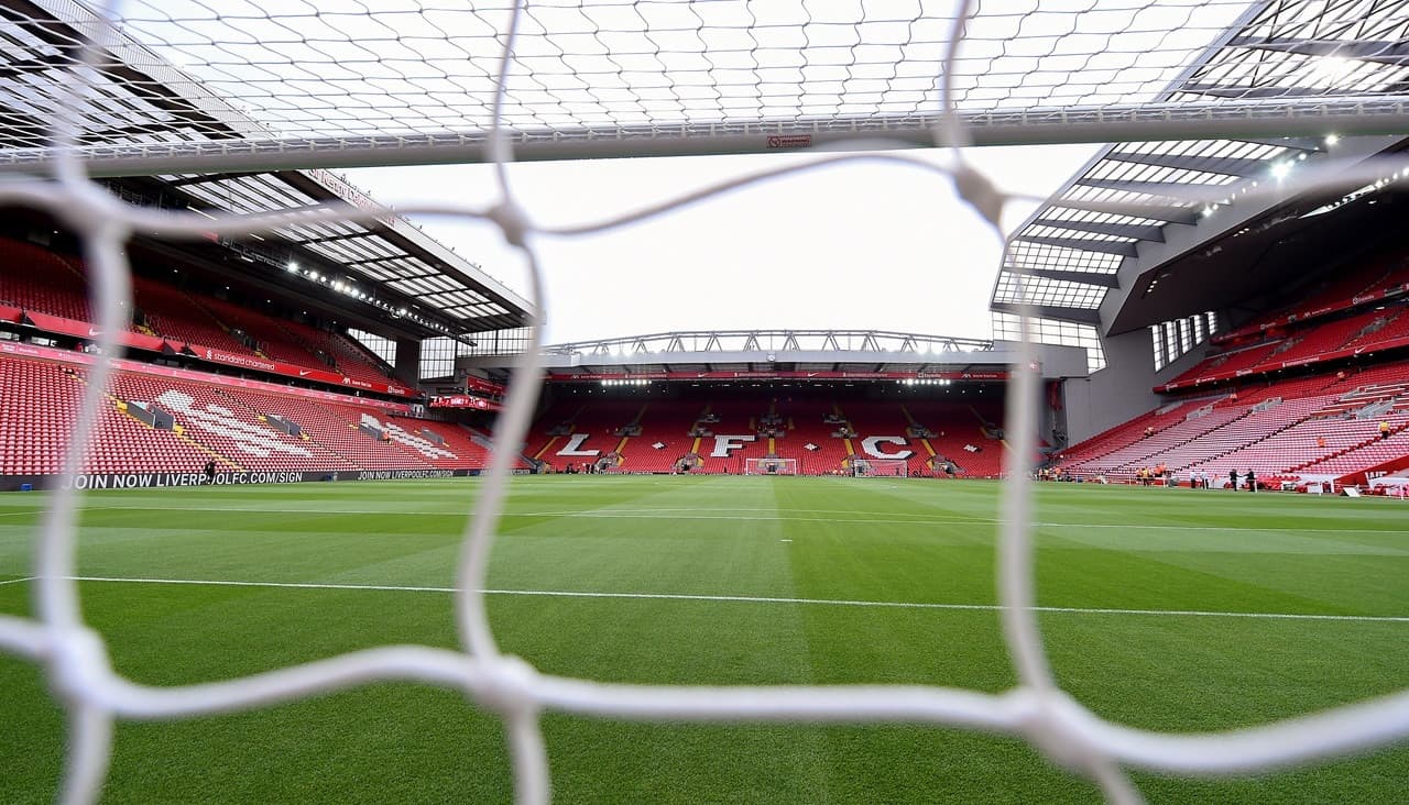 Premier League Football - Liverpool FC Match Ticket at Anfield Stadium - تصویر 13