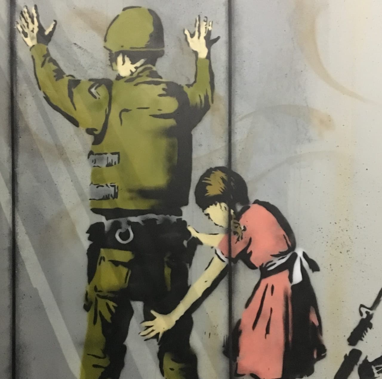 The World of Banksy: Exhibition Paris - تصویر 3