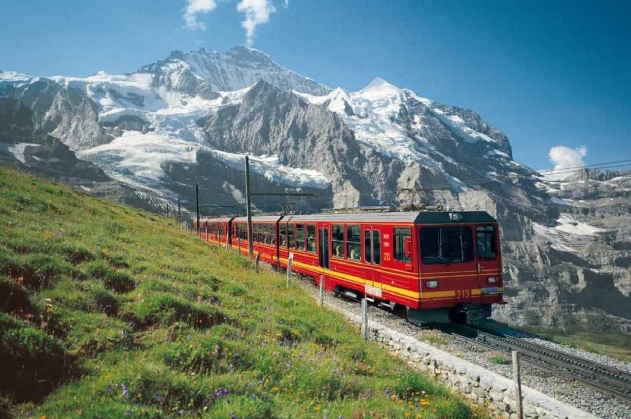 Jungfraujoch Top of Europe Tour - تصویر اصلی