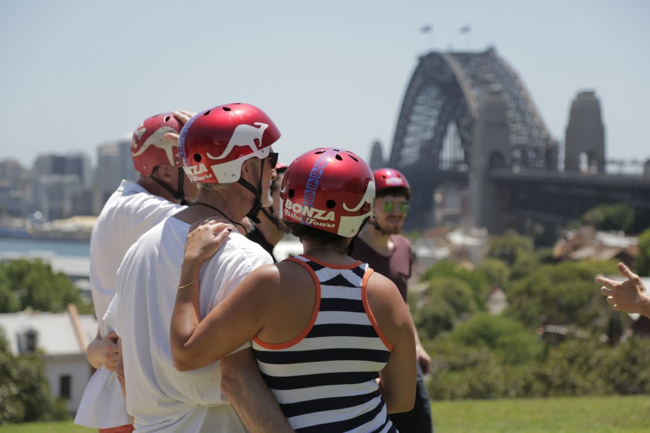 Sydney Harbour Bridge Cycling Tour with Lunch - تصویر 3