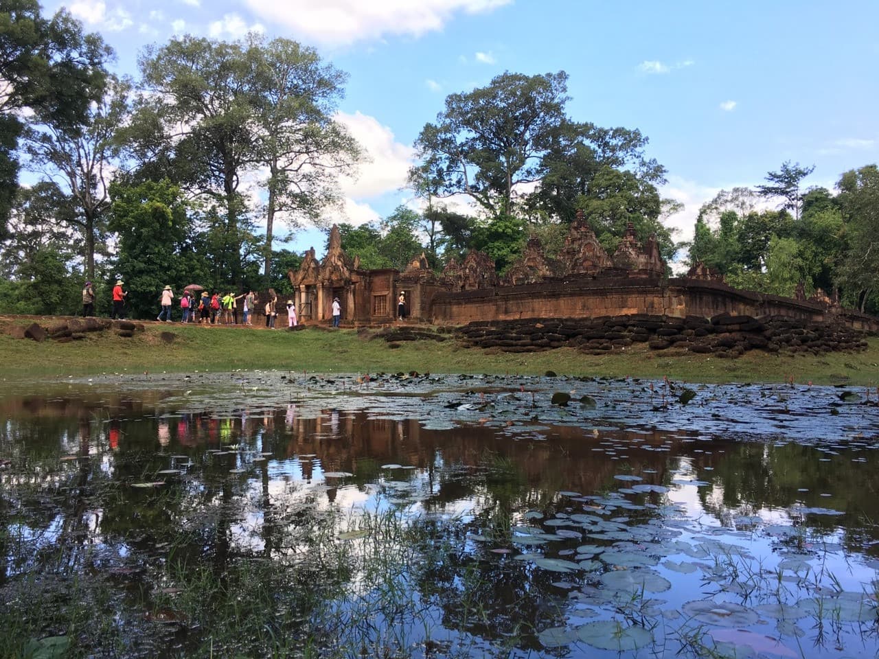 Beng Mealea, Banteay Srei, Banteay Samre, and Phnom Bakheng Tour - تصویر 8