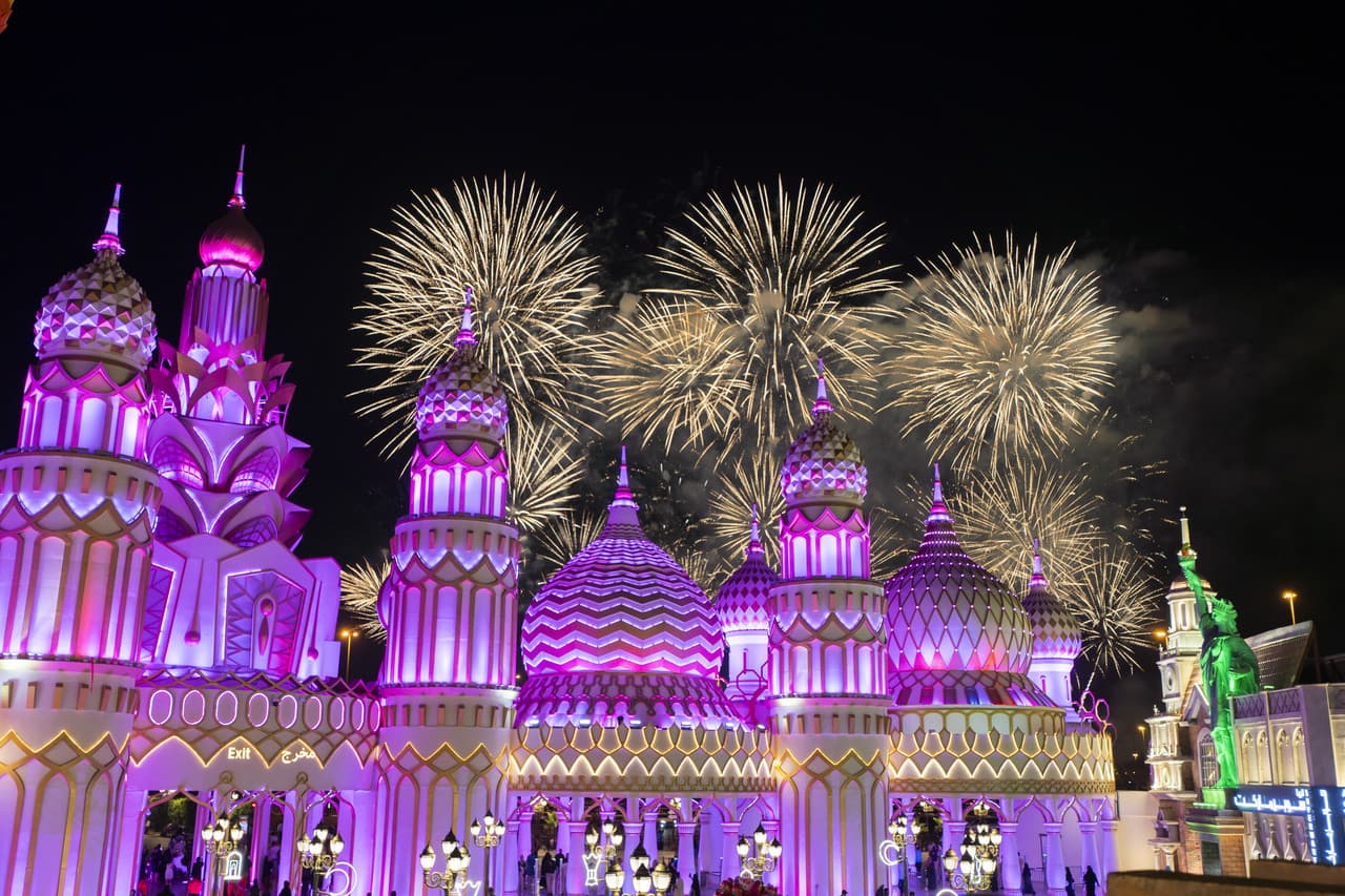 COMBO: Dubai Miracle Garden + Global Village Dubai Tickets - تصویر 7