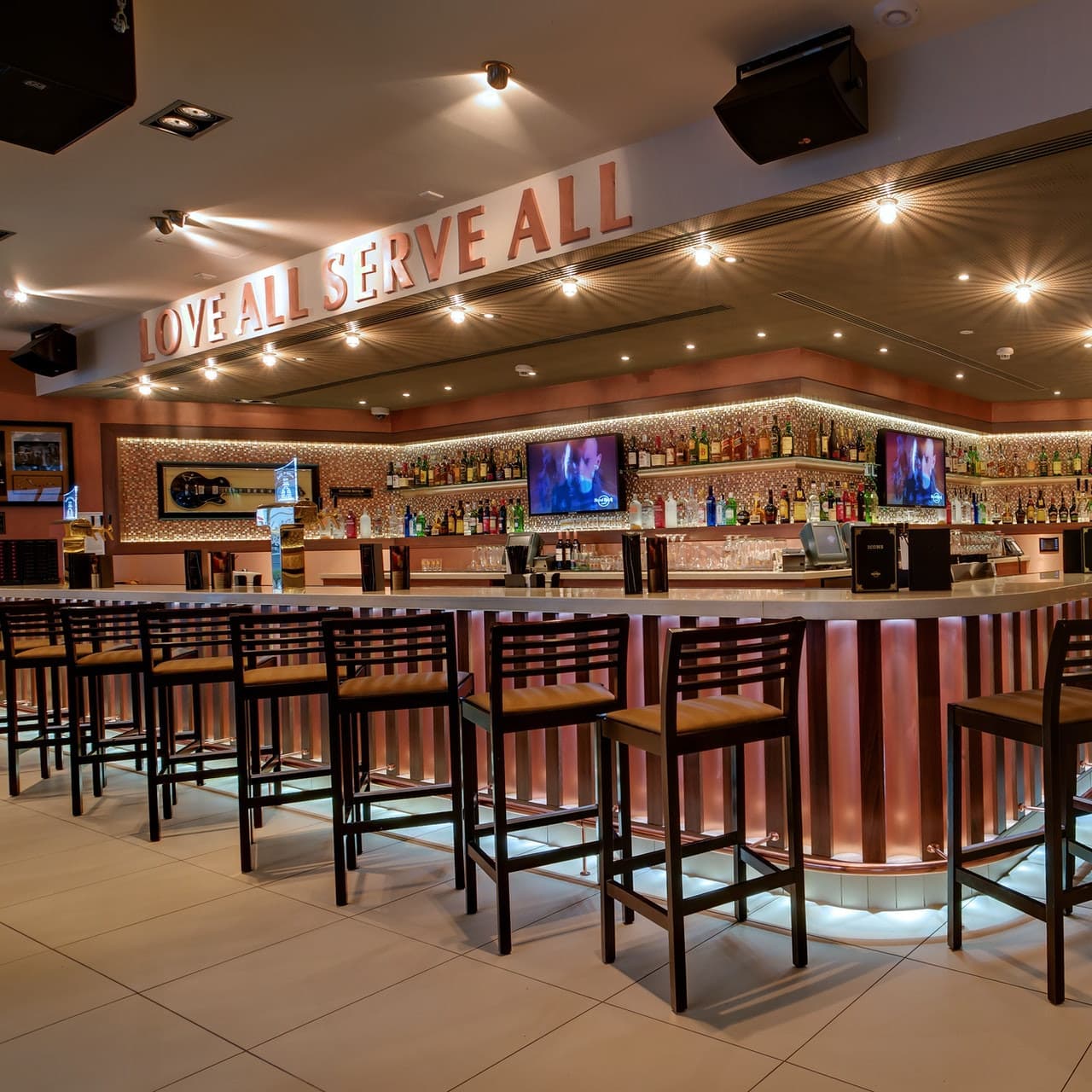 Hard Rock Cafe Berlin Dining Experience - تصویر 5