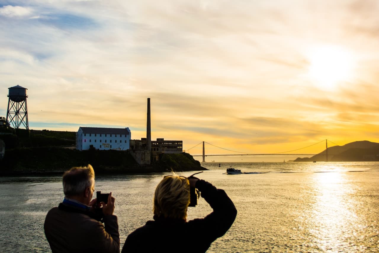 San Francisco Bay 2 Hour Sunset or Evening Sightseeing Boat Cruise by Red and White Fleet - تصویر 8
