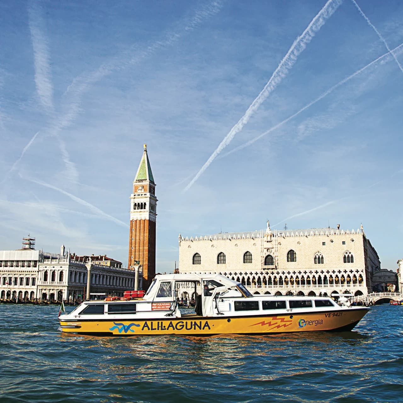 Venice Marco Polo Airport Alilaguna Waterbus Transfers - تصویر اصلی