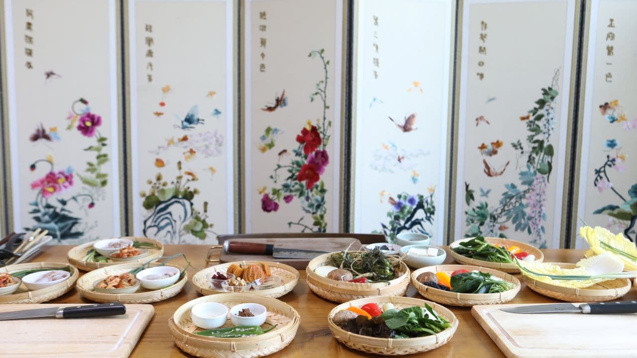 Seoul Cooking Class with Traditional Market Walking Tour - تصویر 2