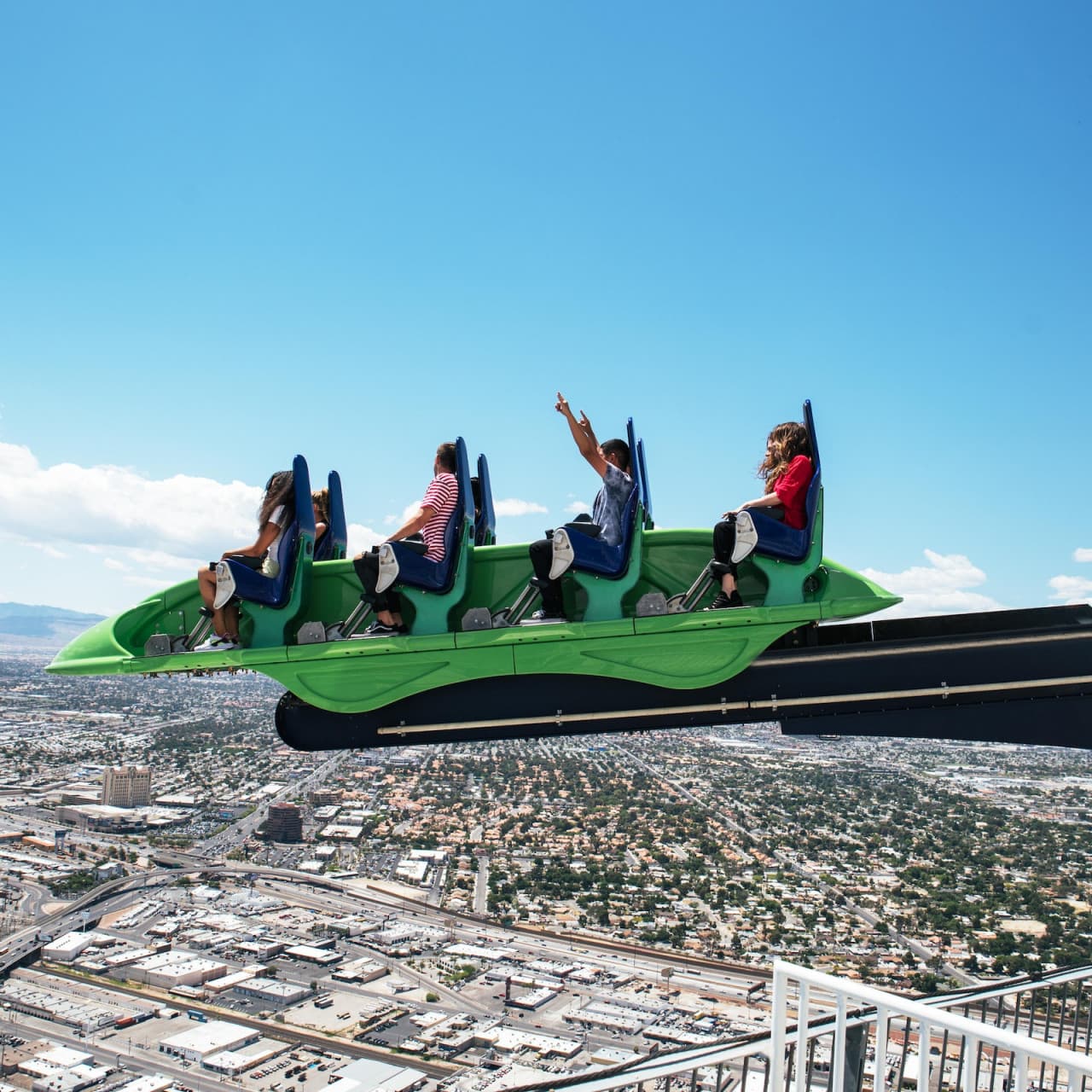 SkyPod, SkyJump, and Thrill Rides at The STRAT Tower - تصویر 5