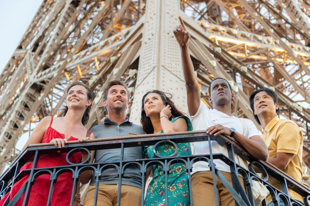 Paris Open-Top Bus Tour and Eiffel Tower Reserved Access - تصویر 10