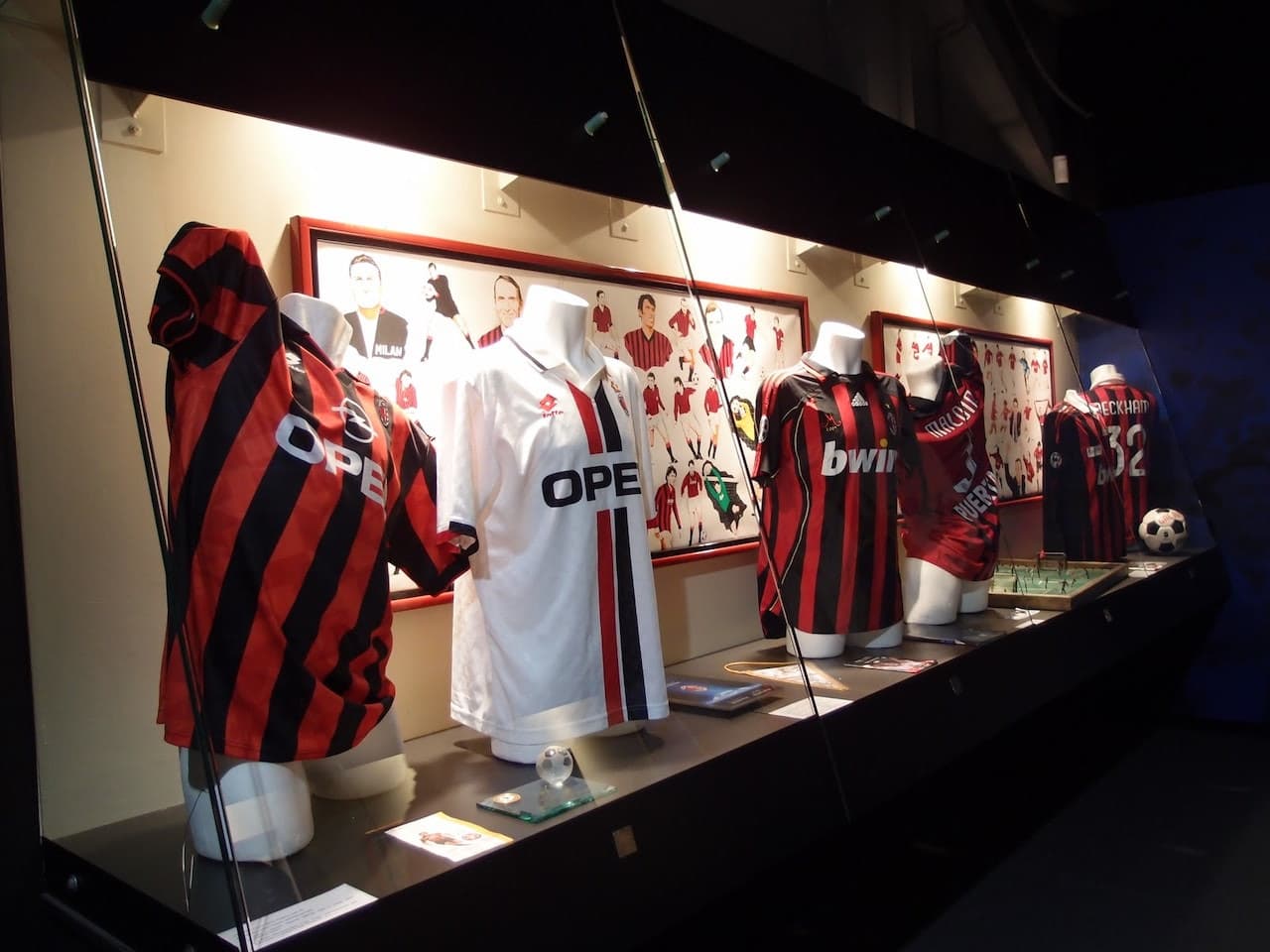 San Siro Stadium - تصویر 4