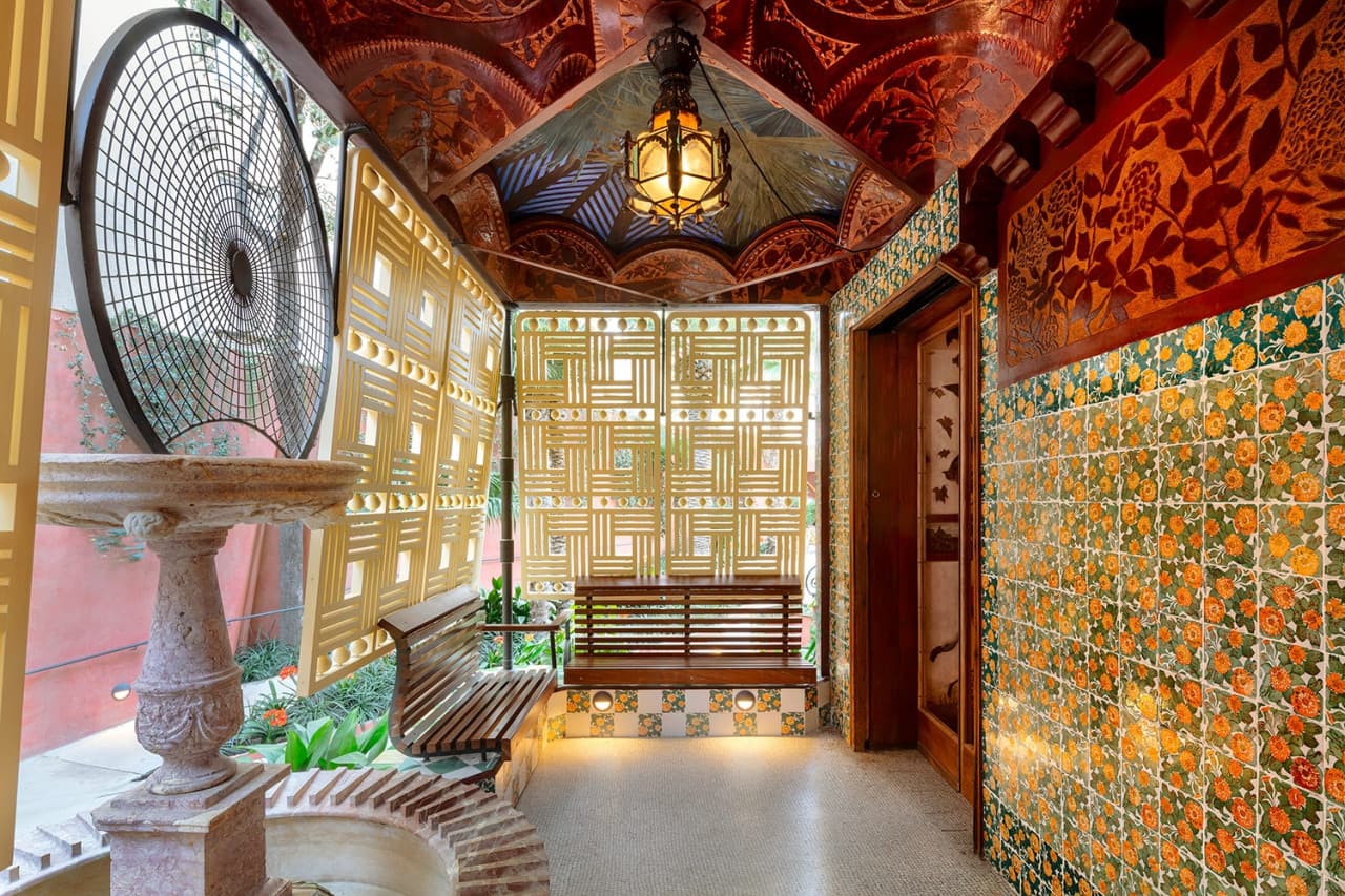 Gaudi Houses: Casa Vicens, Casa Batllo, Casa Mila Guided Tour - تصویر 3