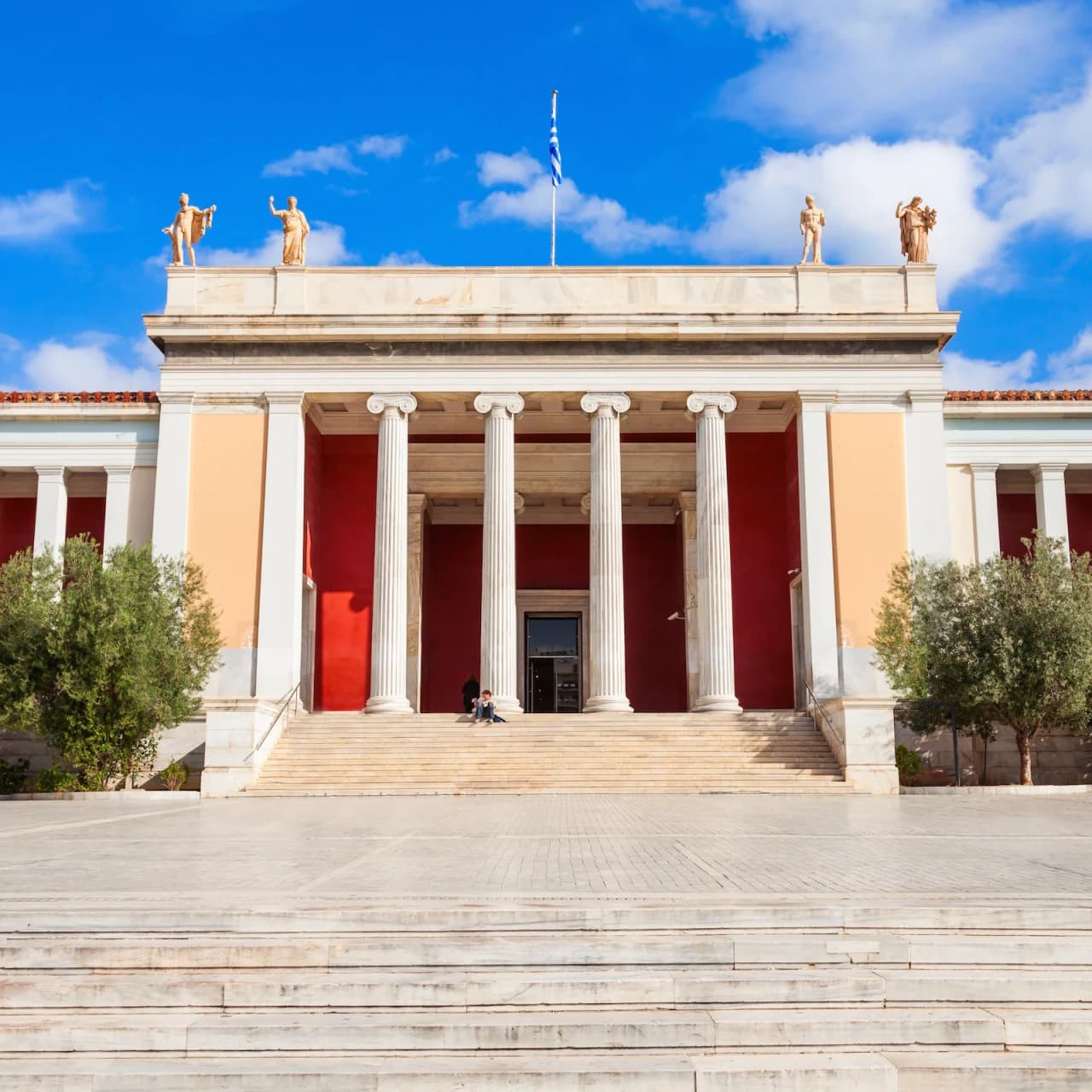 National Archaeology Museum - تصویر اصلی