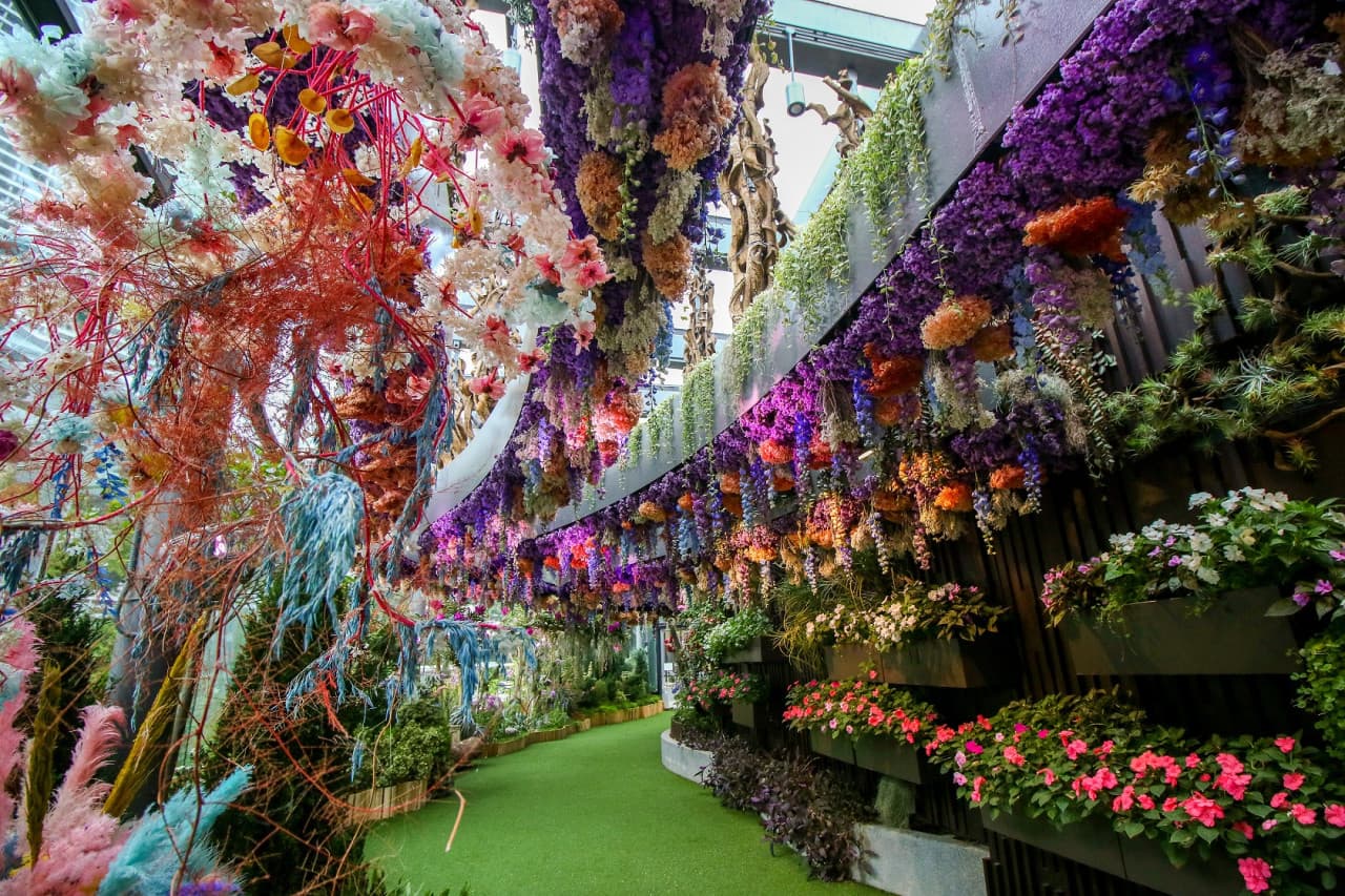 COMBO: Gardens by the Bay - Double Conservatories + Floral Fantasy Ticket - تصویر 9