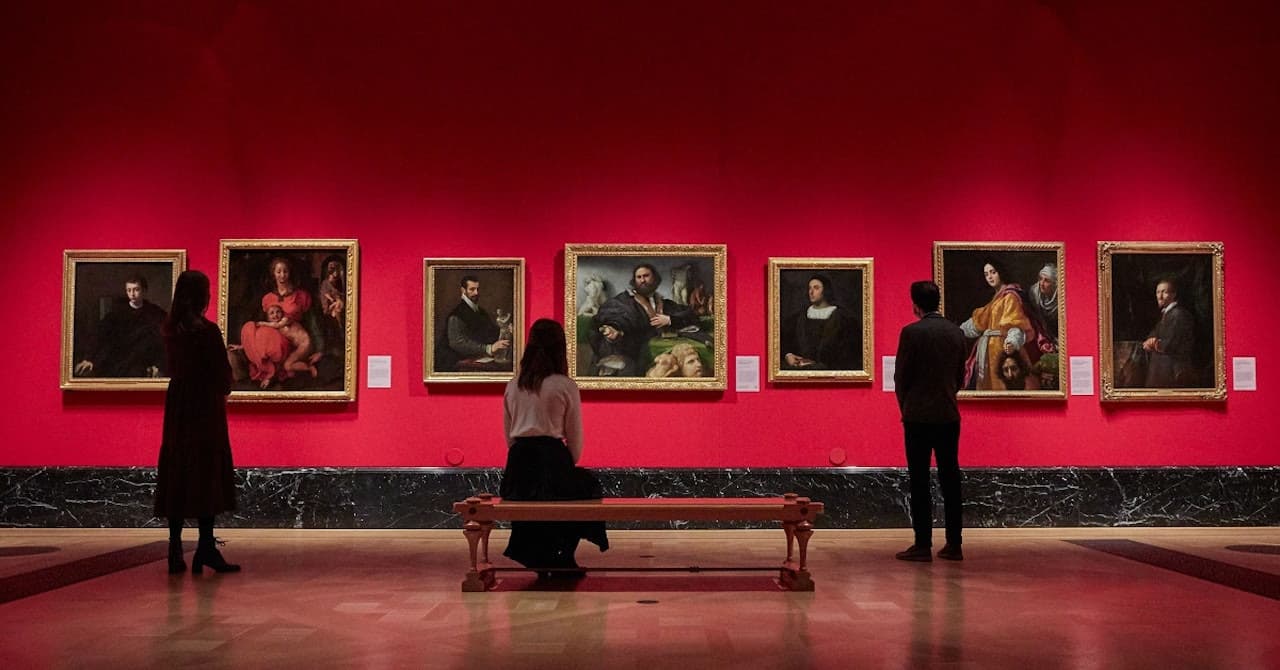 The King's Gallery, Buckingham Palace - تصویر اصلی