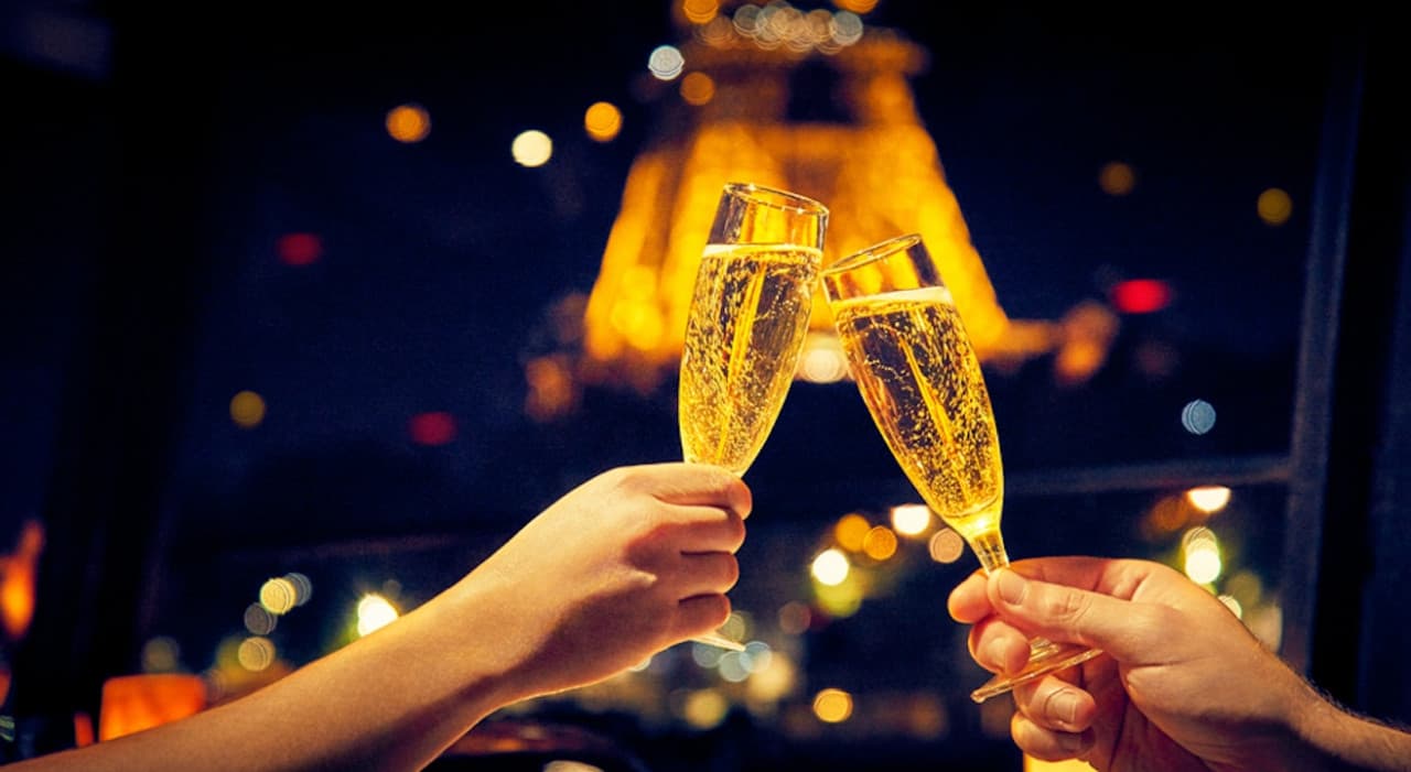 Dinner Cruise on the Seine River - تصویر 7