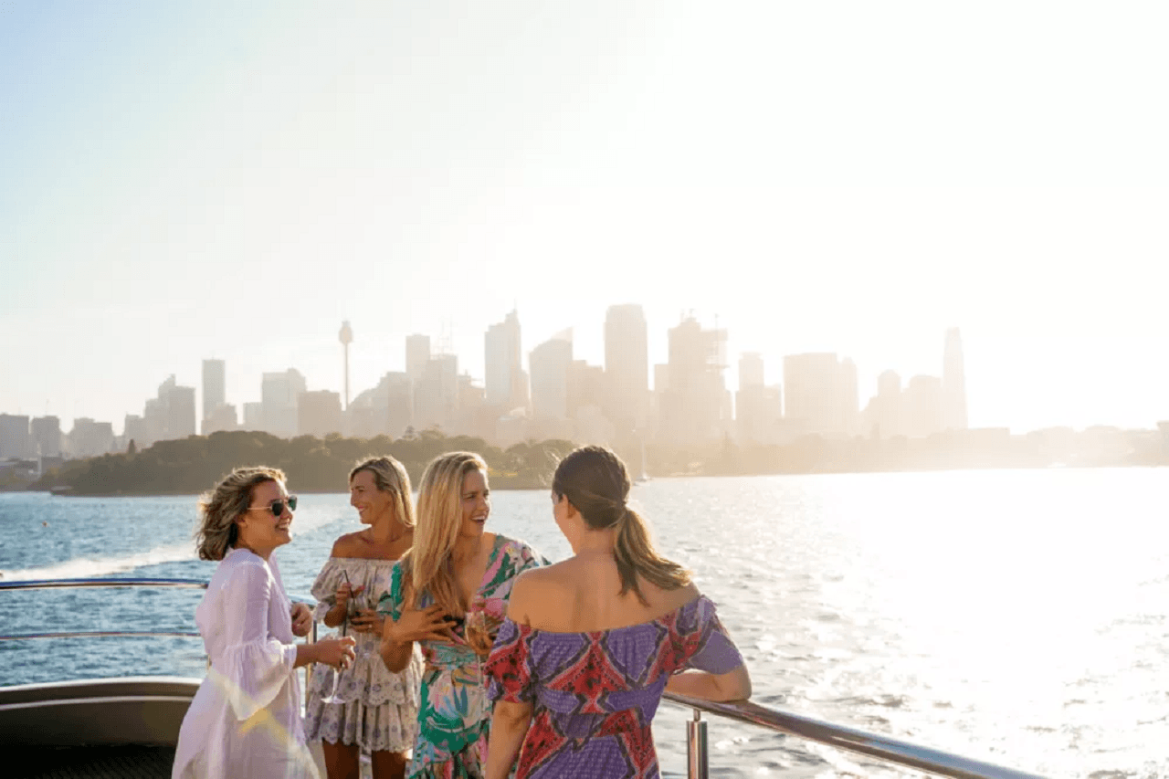 Captain Cook Cruises - Sydney Harbour Dining Experience Sightseeing Cruise - تصویر 2