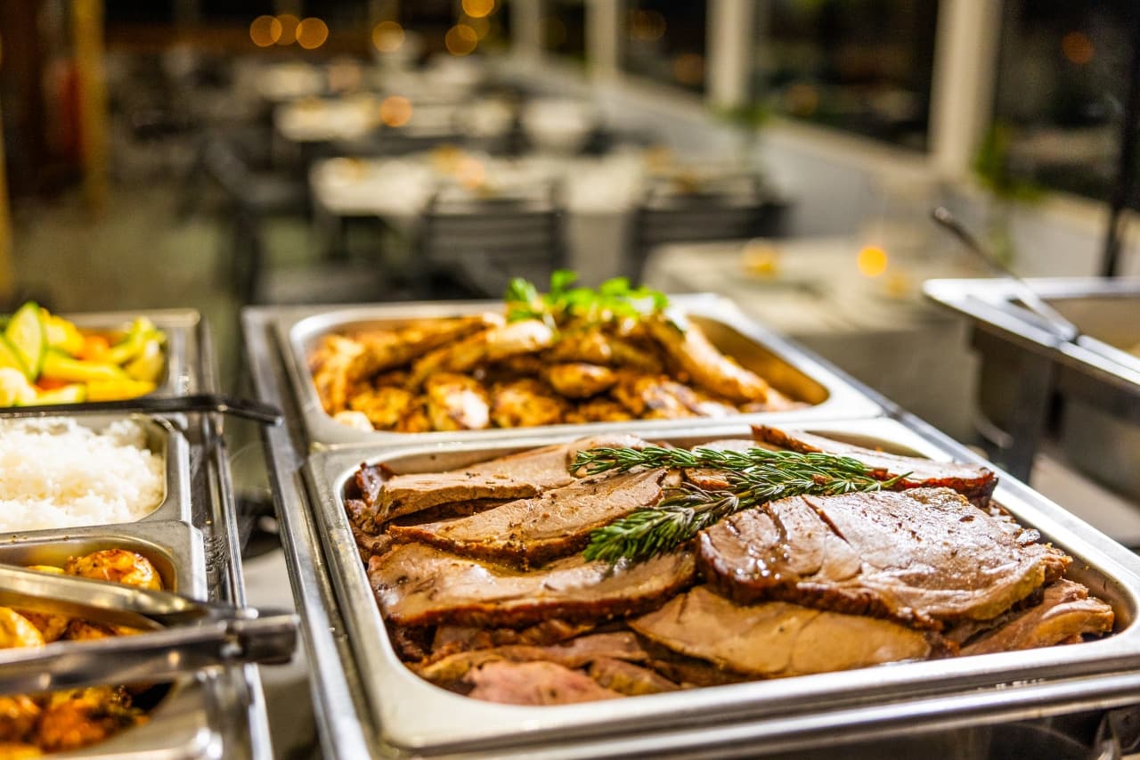 Gold Coast Buffet Dinner Cruise aboard Sea World Cruises - تصویر 7