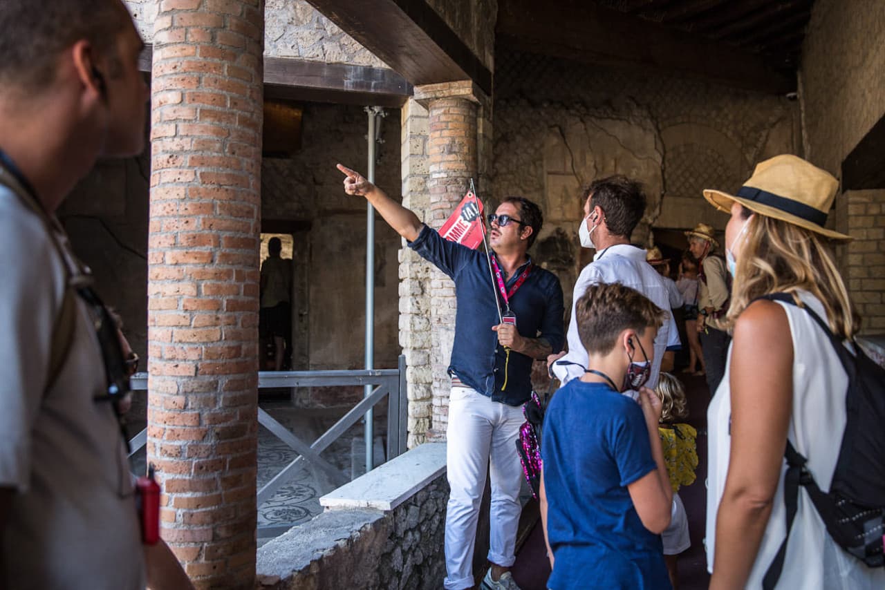 Tour of Pompeii: Guided Walk with Priority Access - تصویر 12