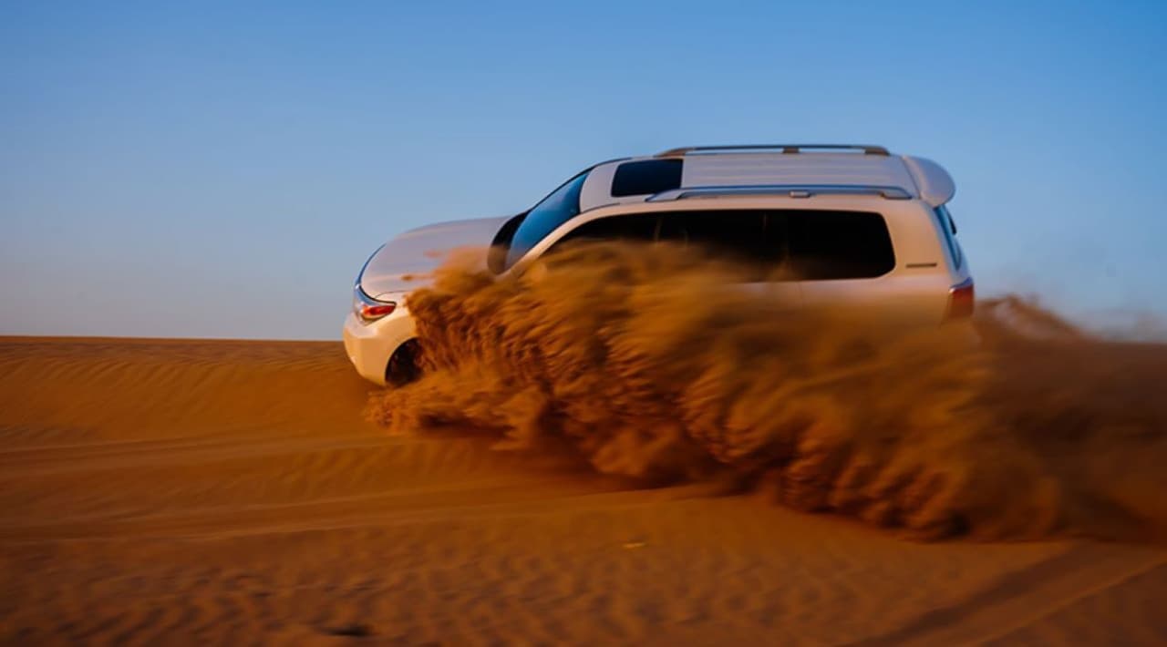 Premium Evening Desert Safari Tour from Dubai with BBQ Dinner - تصویر 7
