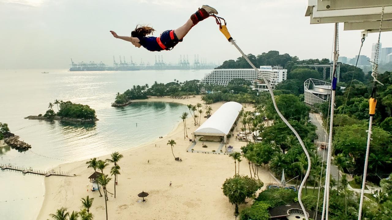 Skypark Sentosa by AJ Hackett Ticket: Bungy Jump and Giant Swing - تصویر 7