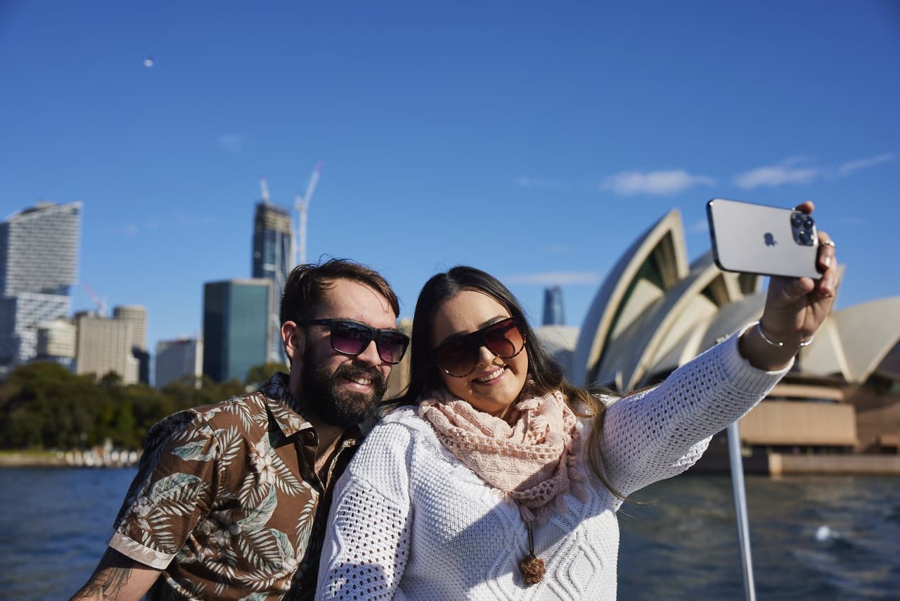 Sydney Harbour Sightseeing Cruise aboard Sydney Princess Cruises - تصویر اصلی