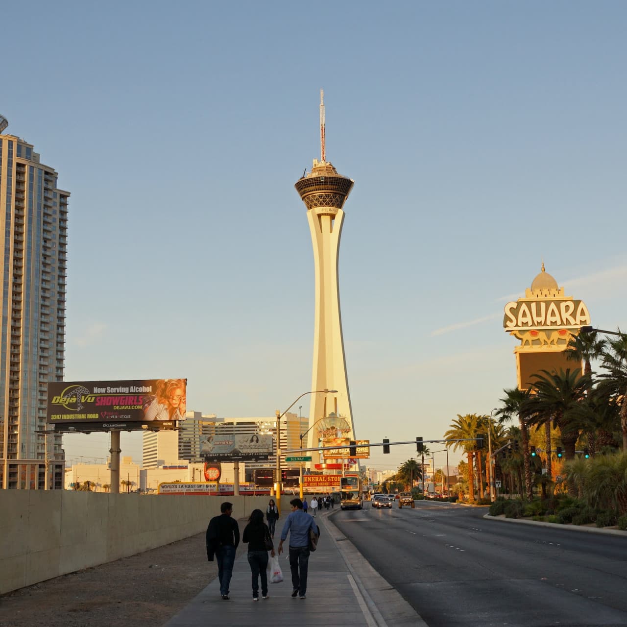 SkyPod, SkyJump, and Thrill Rides at The STRAT Tower - تصویر 7