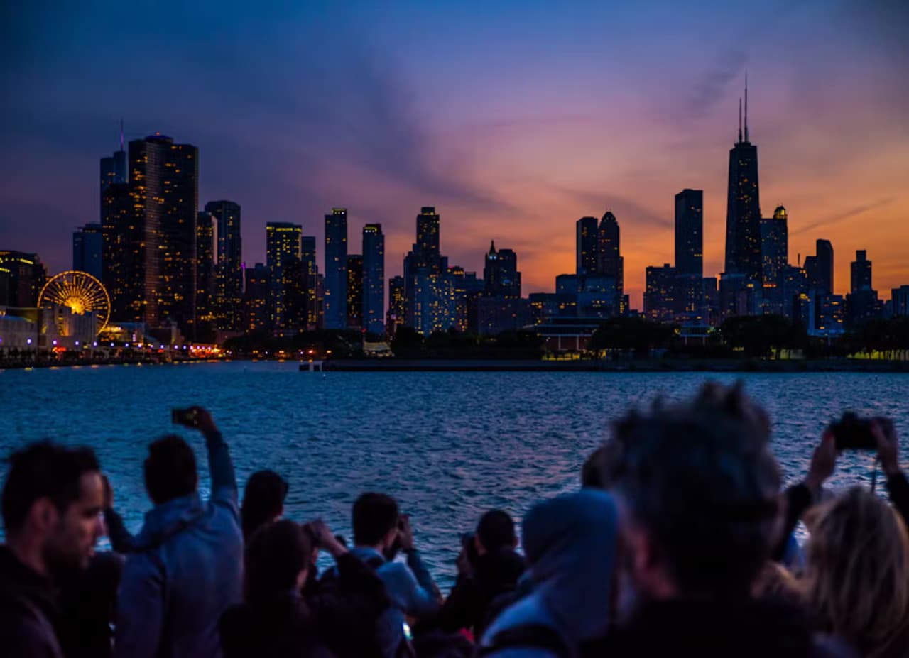 Lake Michigan and Chicago River Cruise Ticket - تصویر 11