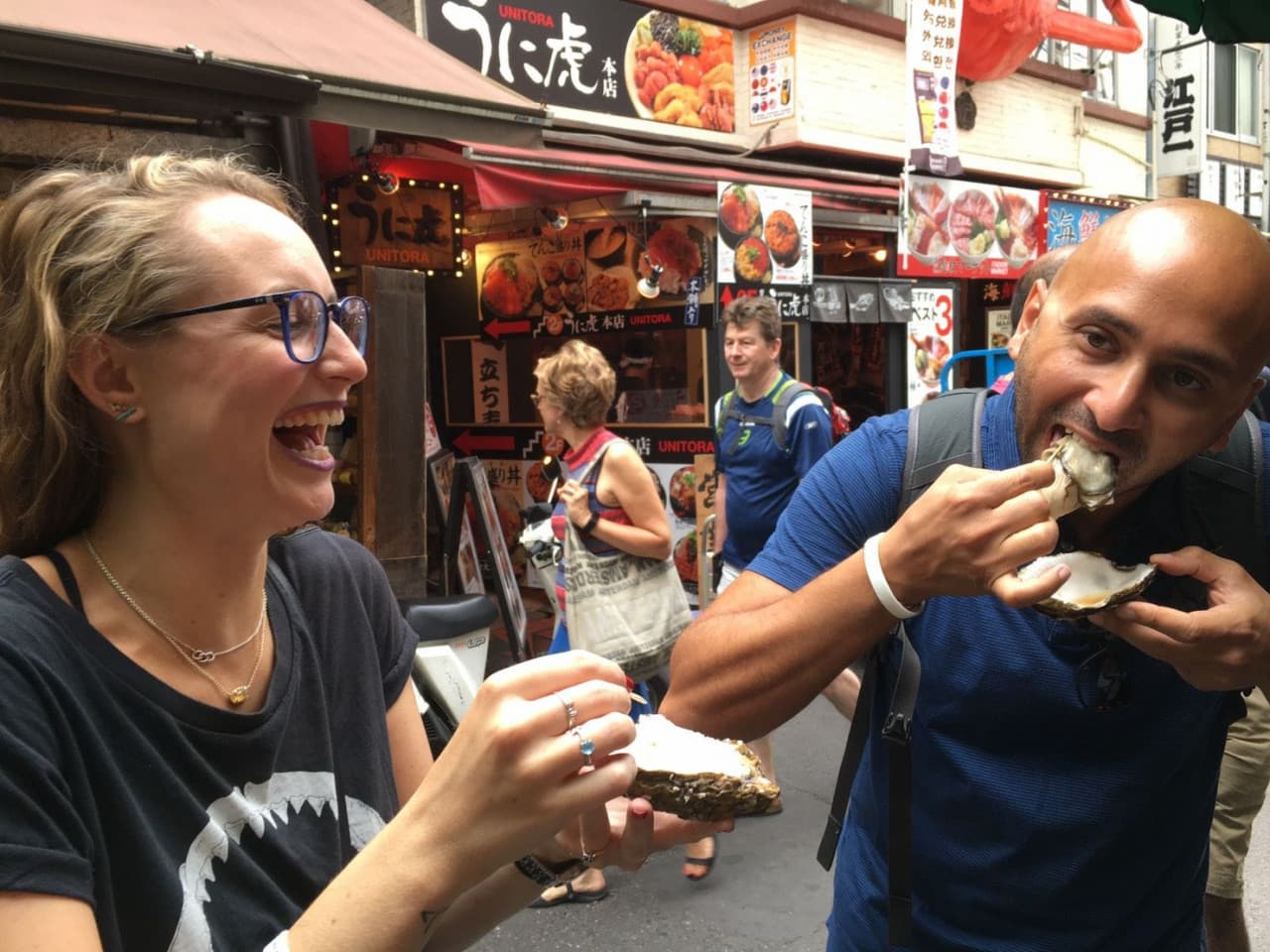 Tokyo Food and Drink Tour at Tsukiji Outer Market - تصویر 7