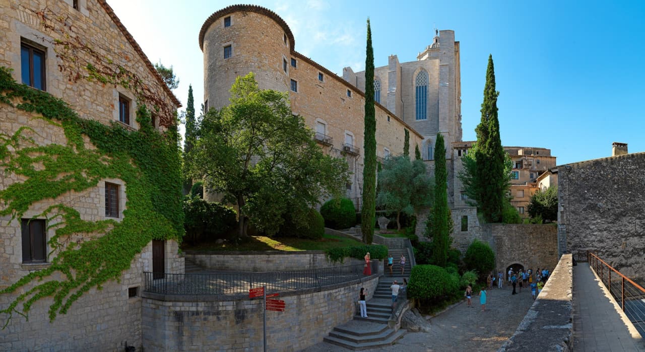 Girona City Private Half-Day Tour with High-Speed Train Transfer from Barcelona - تصویر 6