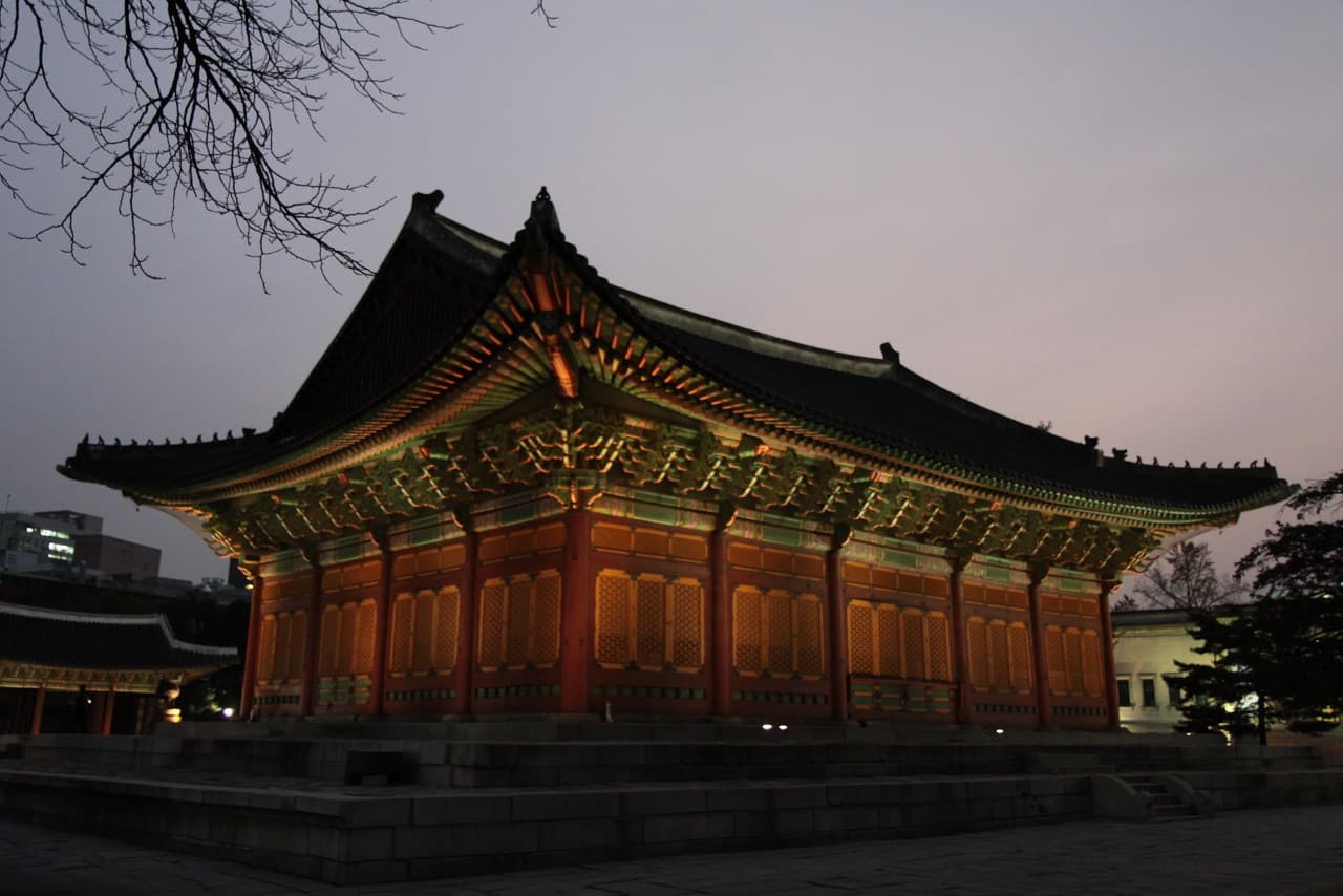 Dongdaemun Hop-on Hop-off Bus Tour by Yellow Balloon City Bus - تصویر 11