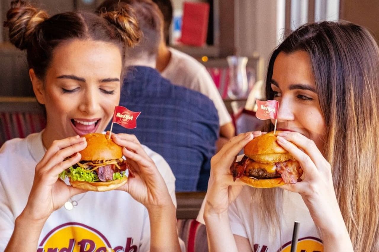 Hard Rock Cafe Yankee Stadium Dining Experience - تصویر اصلی