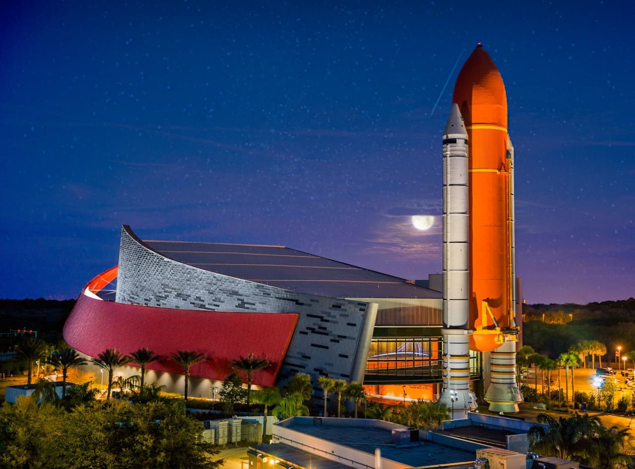 Kennedy Space Center Visitor Complex Admission with Round Trip Transportation from Orlando Area - تصویر 12