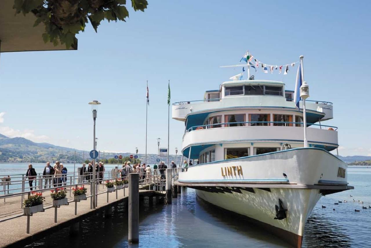 Zurich City Sightseeing Bus Tour with Lake Cruise - تصویر 6