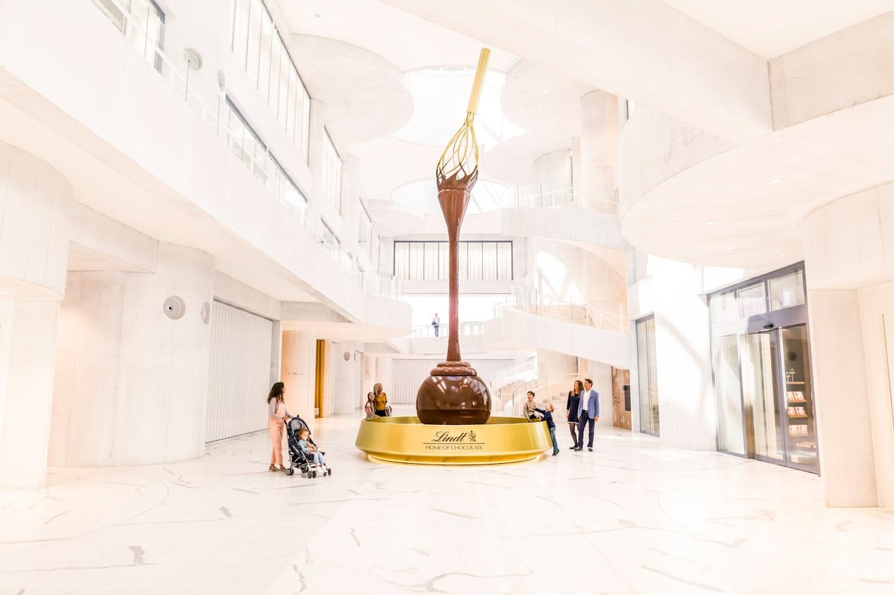 Lindt Home of Chocolate Ticket - تصویر اصلی