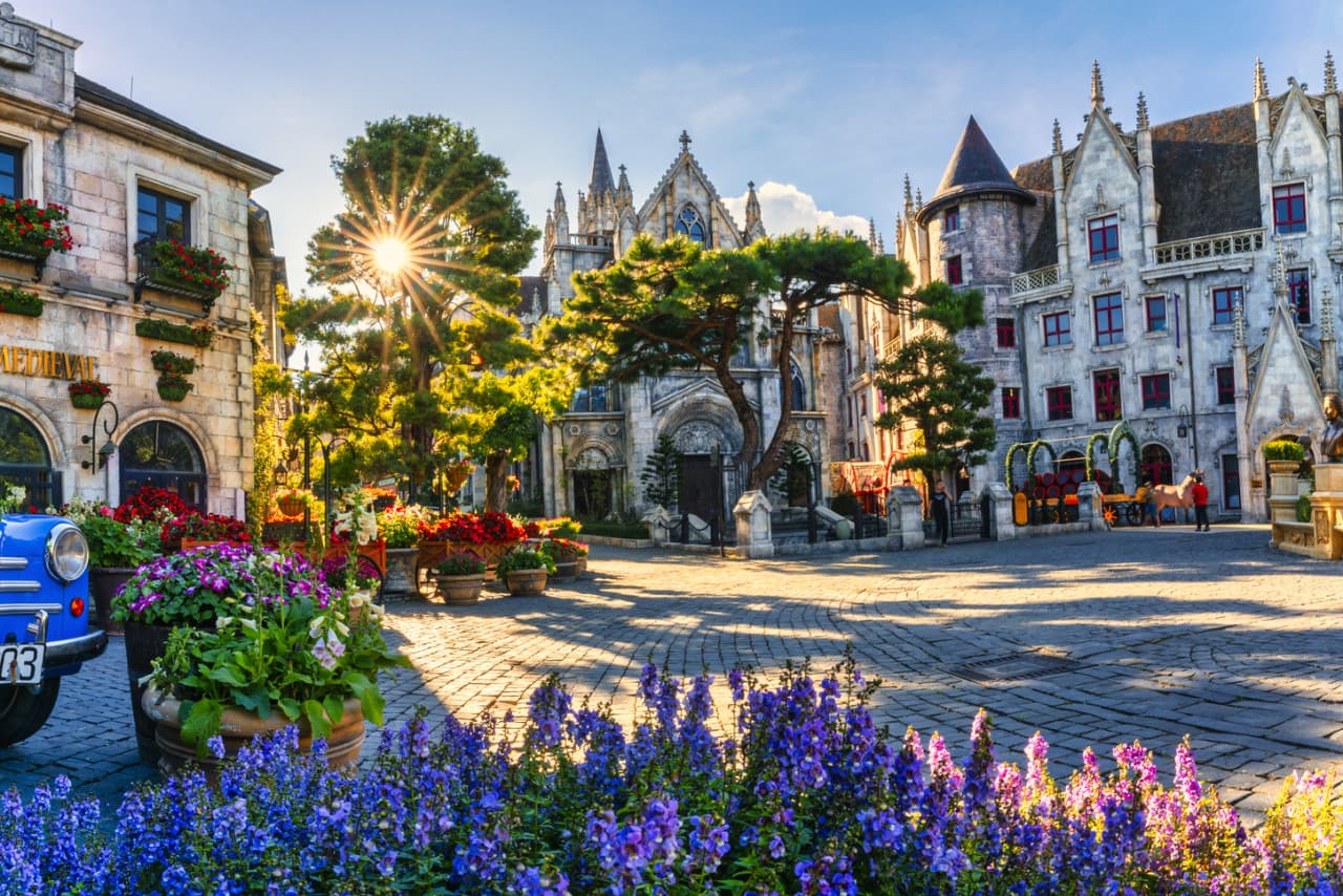 Ba Na Hills and Golden Bridge Full-Day Private Tour from Da Nang with Korean-speaking Guide - تصویر 3