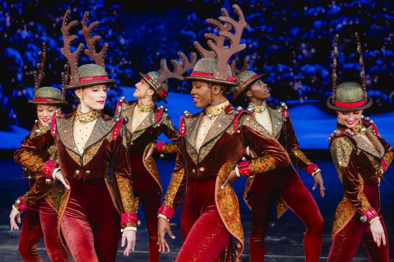 Radio City Music Hall Christmas Spectacular Show Starring the Rockettes Tickets - تصویر 7