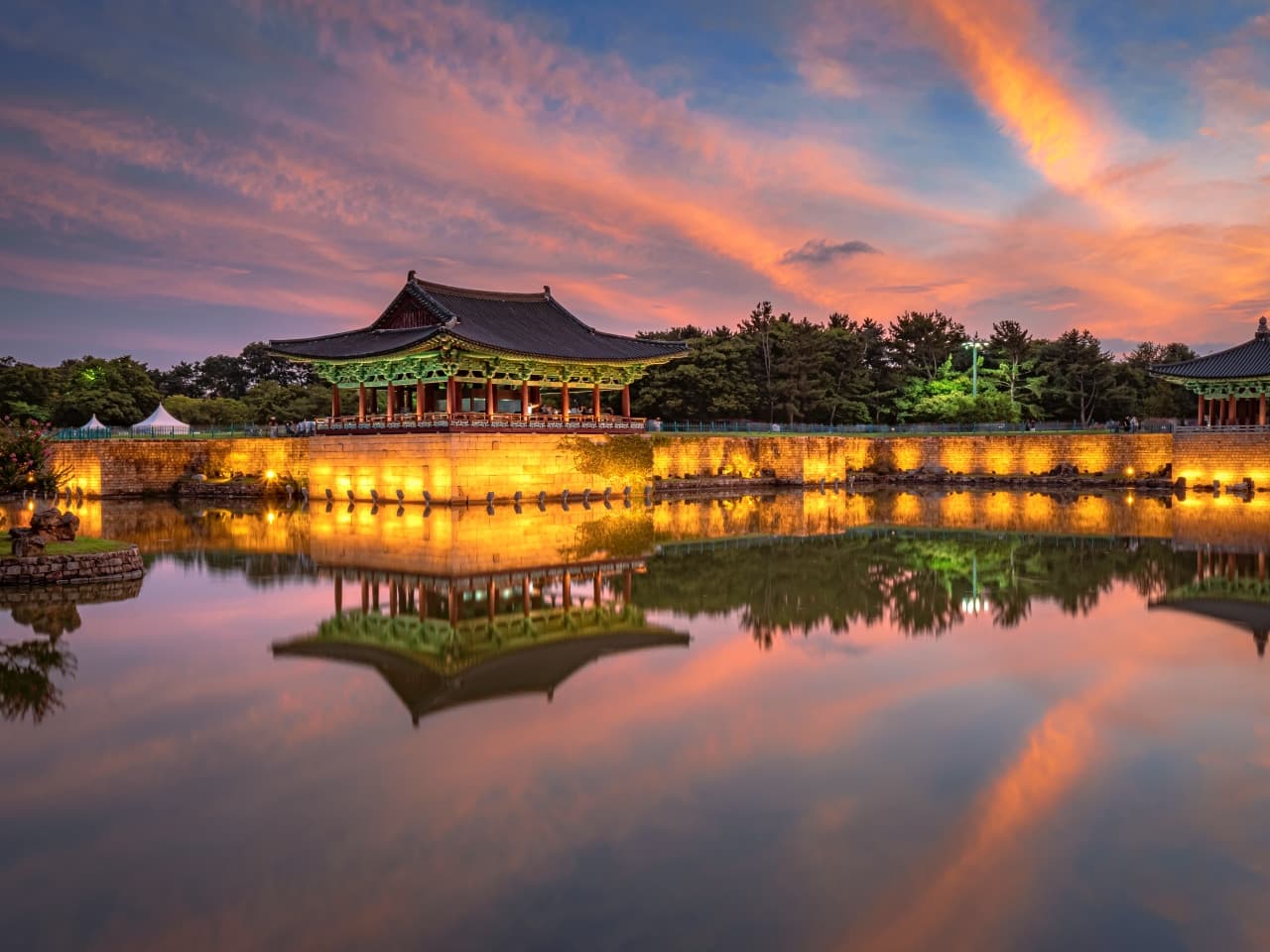 Gyeongju UNESCO World Heritage Site Full-Day Tour with Sky Capsule Experience from Busan - تصویر 2
