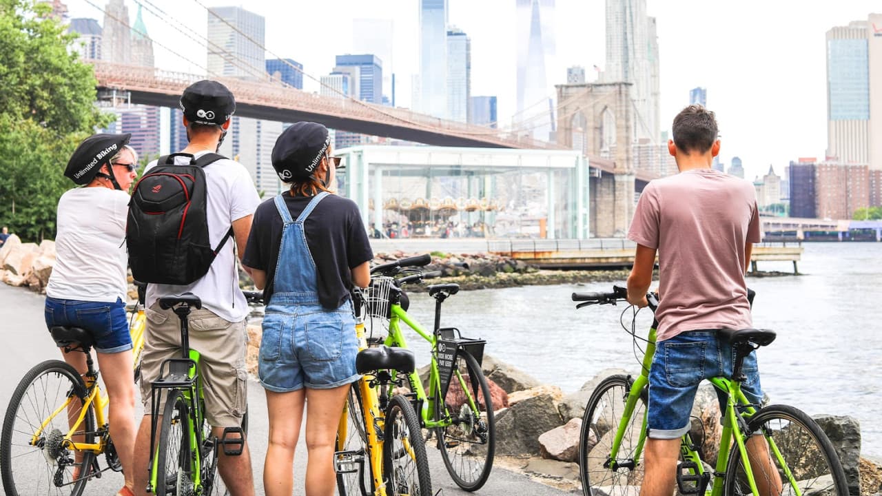 New York City Bike Rental at Brooklyn Bridge - تصویر 3